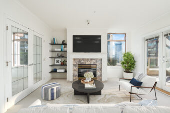 #302 – 2271 Bellevue Avenue